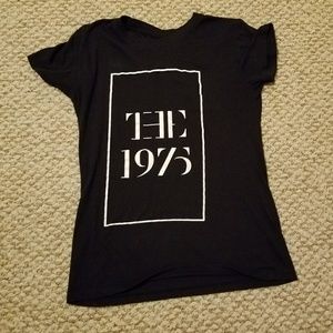 The 1975 XL t-shirt